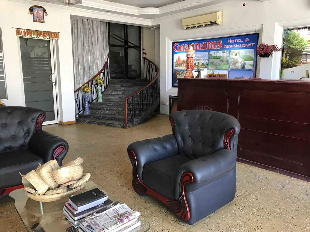 Gnaanams Hotel And Restaurant Jaffna Exterior foto
