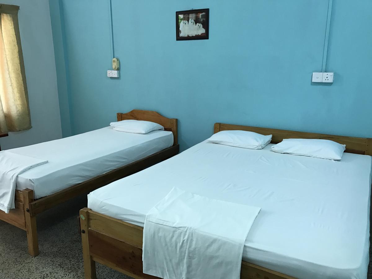Gnaanams Hotel And Restaurant Jaffna Exterior foto